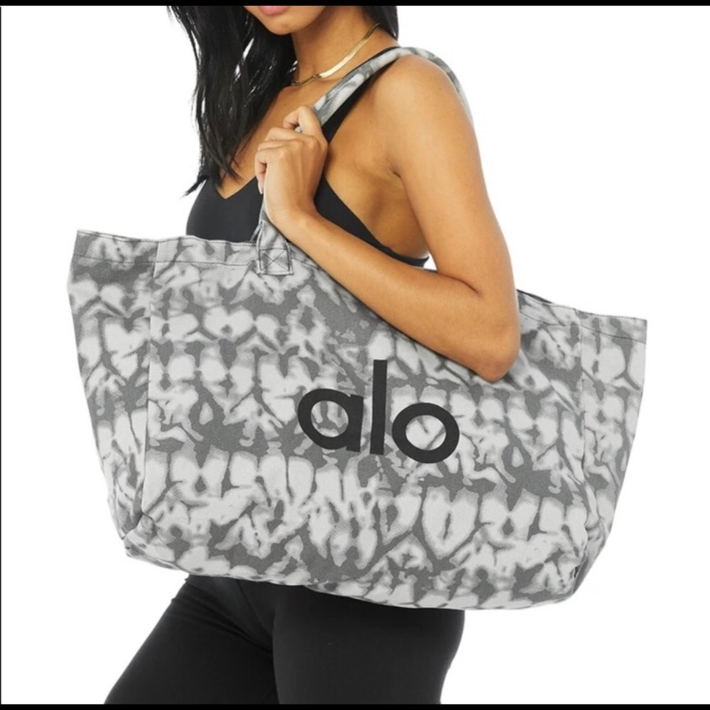 Alo Tie Dye Bag Tote
